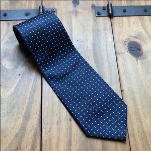 Ermenegildo Zegna | Silk Tie Navy Background